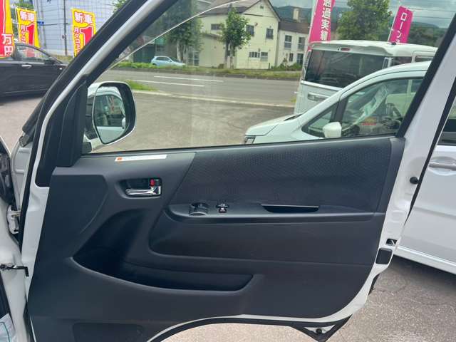 トヨタ レジアスエースバン ２．８ スーパーＧＬ ロングボディ ディーゼルターボ ４ＷＤ R1年 (北海道) 99