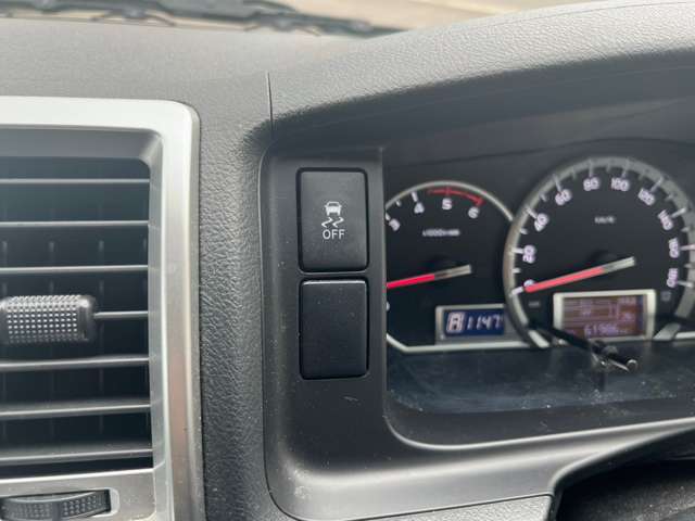 トヨタ レジアスエースバン ２．８ スーパーＧＬ ロングボディ ディーゼルターボ ４ＷＤ R1年 (北海道) 99