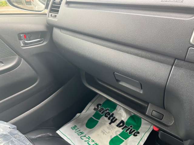 トヨタ レジアスエースバン ２．８ スーパーＧＬ ロングボディ ディーゼルターボ ４ＷＤ R1年 (北海道) 99