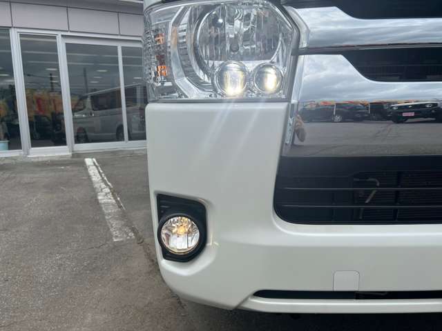 トヨタ レジアスエースバン ２．８ スーパーＧＬ ロングボディ ディーゼルターボ ４ＷＤ R1年 (北海道) 99