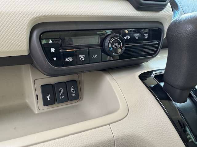 ホンダ Ｎ　ＢＯＸ ６６０ Ｇ Ｌ ホンダセンシング R1年 (近畿) 99