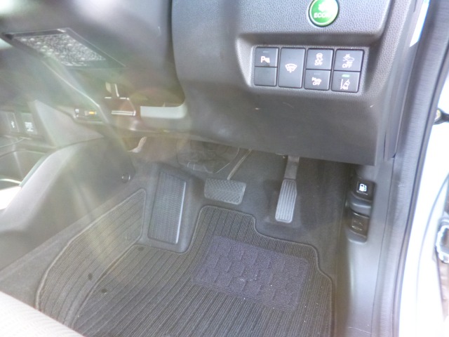 ホンダ フィット　ハイブリッド １．５ ハイブリッド Ｌ ホンダセンシング H30年 (東北) 99