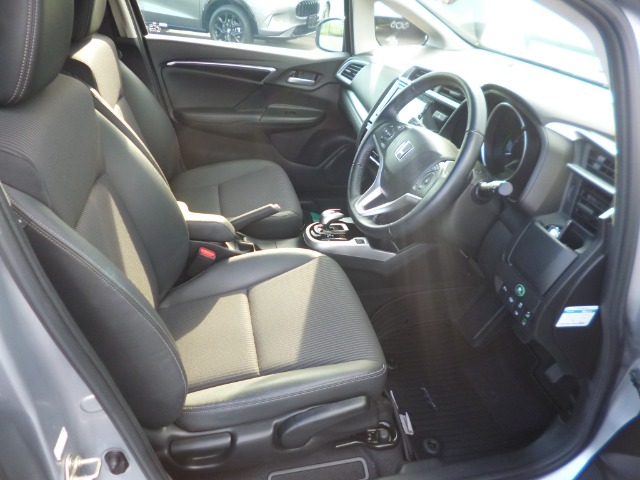 ホンダ フィット　ハイブリッド １．５ ハイブリッド Ｌ ホンダセンシング H30年 (東北) 99