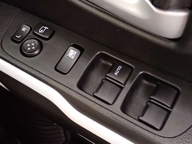 マツダ フレアクロスオーバー ６６０ ハイブリッド ＸＳ R3年 (関東) 99