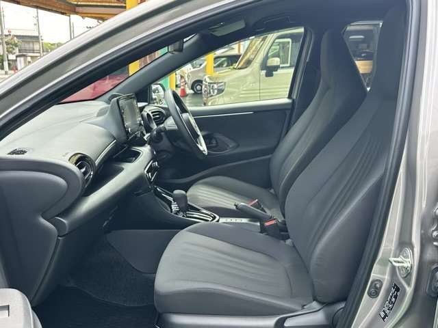 トヨタ ヤリス １．０ Ｇ R5年 (東海) 99