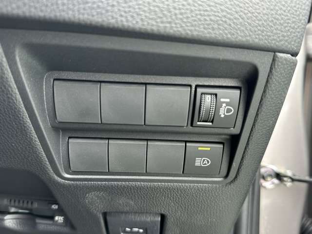 トヨタ ヤリス １．０ Ｇ R5年 (東海) 99