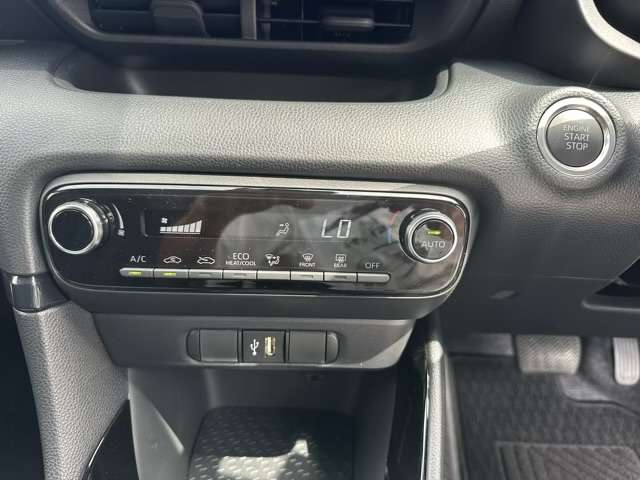 トヨタ ヤリス １．０ Ｇ R5年 (東海) 99