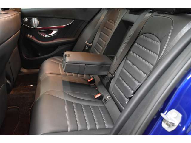 ＡＭＧ Ｃクラス Ｃ４３ ４マチック ４ＷＤ R1年 (関東) 99