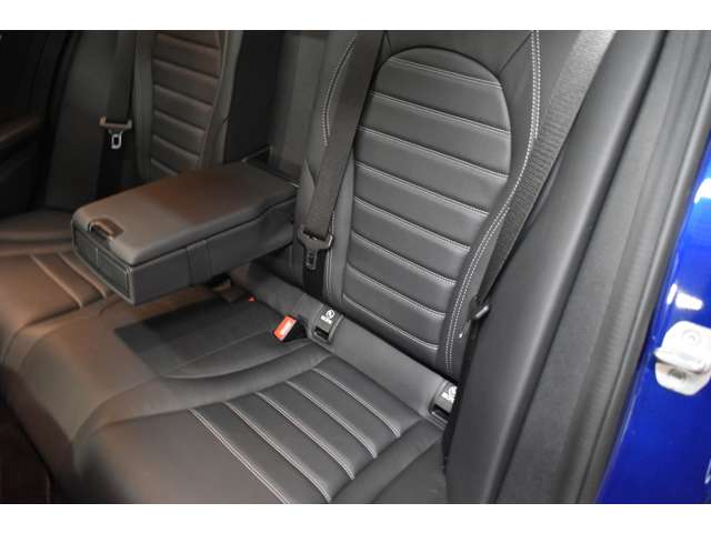 ＡＭＧ Ｃクラス Ｃ４３ ４マチック ４ＷＤ R1年 (関東) 99