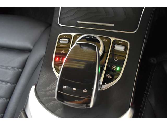 ＡＭＧ Ｃクラス Ｃ４３ ４マチック ４ＷＤ R1年 (関東) 99