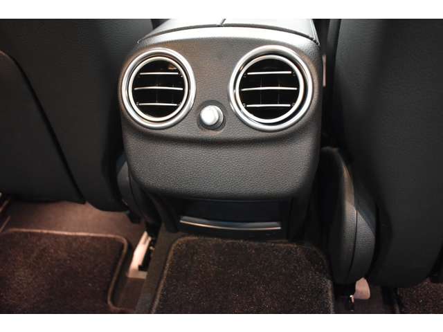 ＡＭＧ Ｃクラス Ｃ４３ ４マチック ４ＷＤ R1年 (関東) 99