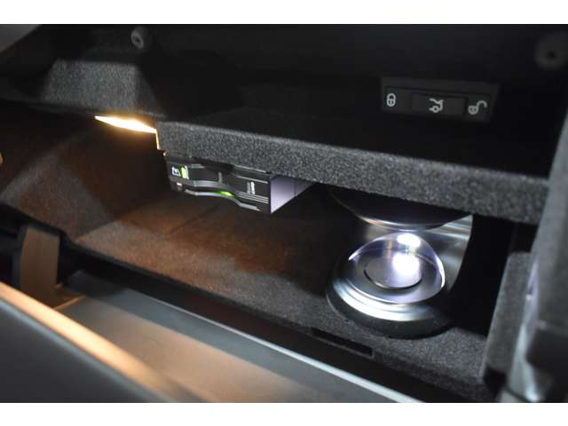 ＡＭＧ Ｃクラス Ｃ４３ ４マチック ４ＷＤ R1年 (関東) 99