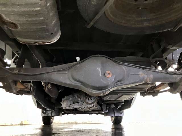 スズキ キャリイトラック ６６０ ＫＣエアコン・パワステ ３方開 ４ＷＤ H19年 (北海道) 99