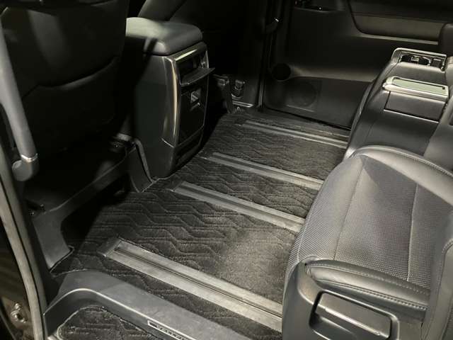 トヨタ ヴェルファイア ２．５ Ｚ Ｇエディション ４ＷＤ H30年 (北海道) 99