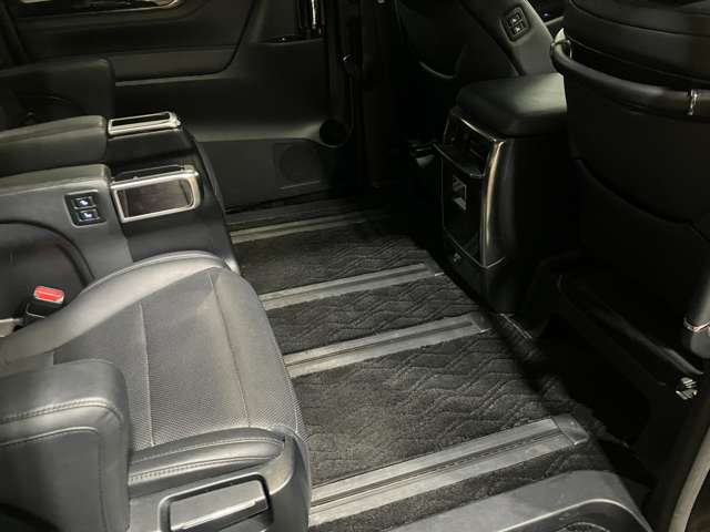 トヨタ ヴェルファイア ２．５ Ｚ Ｇエディション ４ＷＤ H30年 (北海道) 99