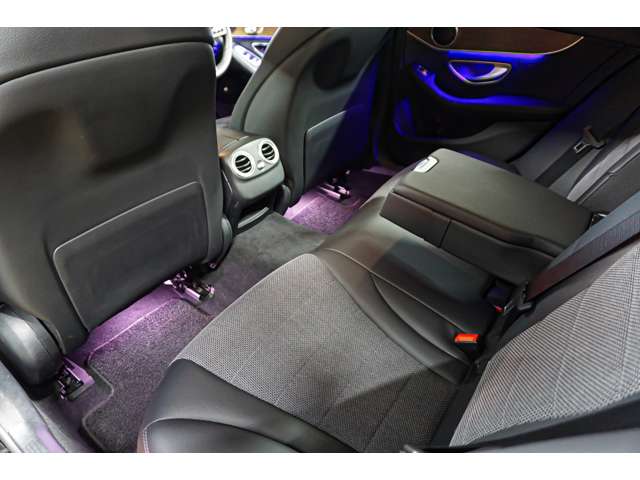 メルセデスベンツ Ｃクラス Ｃ２００ ４マチック アバンギャルド ４ＷＤ R1年 (北海道) 99