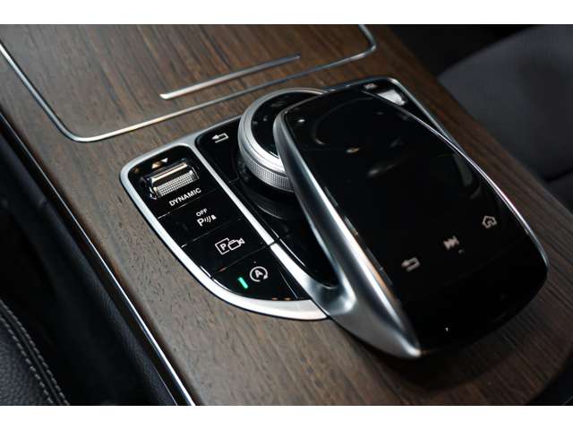 メルセデスベンツ Ｃクラス Ｃ２００ ４マチック アバンギャルド ４ＷＤ R1年 (北海道) 99