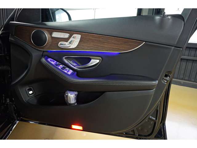 メルセデスベンツ Ｃクラス Ｃ２００ ４マチック アバンギャルド ４ＷＤ R1年 (北海道) 99