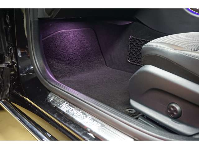 メルセデスベンツ Ｃクラス Ｃ２００ ４マチック アバンギャルド ４ＷＤ R1年 (北海道) 99