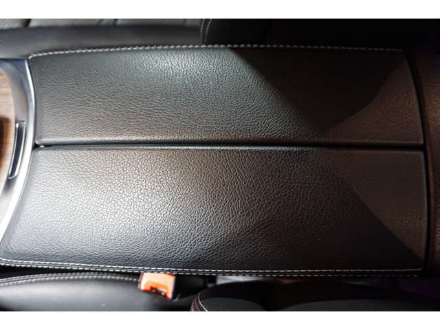 メルセデスベンツ Ｃクラス Ｃ２００ ４マチック アバンギャルド ４ＷＤ R1年 (北海道) 99