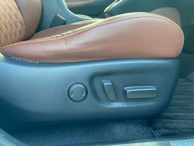 トヨタ ハリアー　ハイブリッド ２．５ ハイブリッド Ｅ－ＦＯＵＲ プログレス ４ＷＤ H29年 (関東) 99