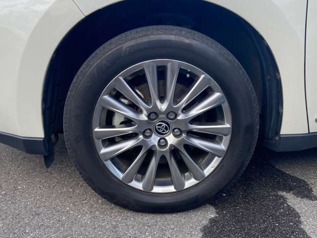 トヨタ ハリアー　ハイブリッド ２．５ ハイブリッド Ｅ－ＦＯＵＲ プログレス ４ＷＤ H29年 (関東) 99