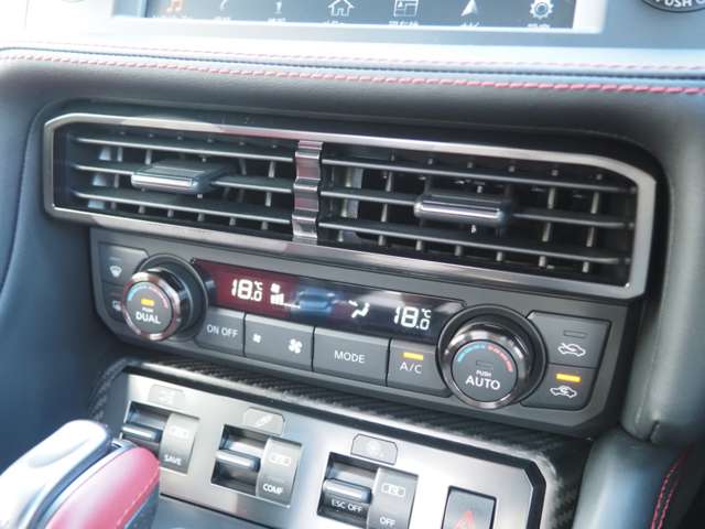 日産 ＧＴ−Ｒ ３．８ ＮＩＳＭＯ ４ＷＤ R1年 (近畿) 99