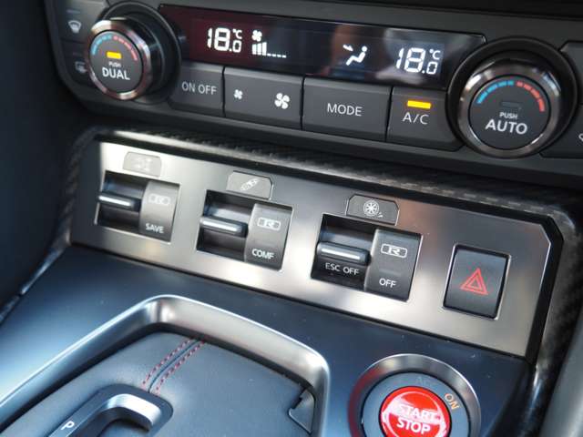 日産 ＧＴ−Ｒ ３．８ ＮＩＳＭＯ ４ＷＤ R1年 (近畿) 99