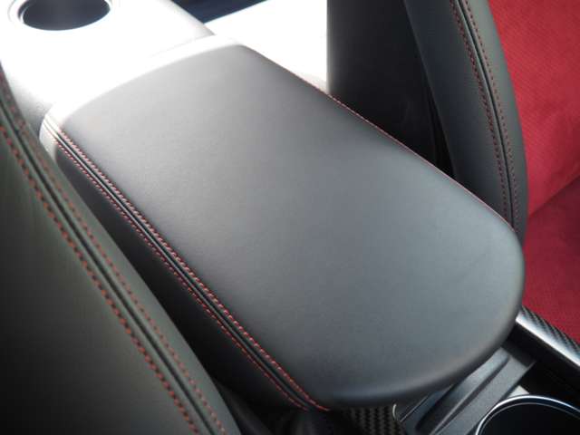 日産 ＧＴ−Ｒ ３．８ ＮＩＳＭＯ ４ＷＤ R1年 (近畿) 99