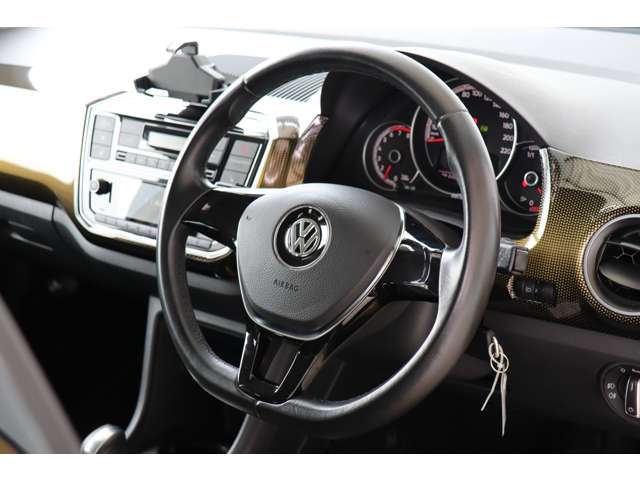 フォルクスワーゲン ＵＰ！ ＲＯＯＦ ＵＰ！ H29年 (近畿) 99