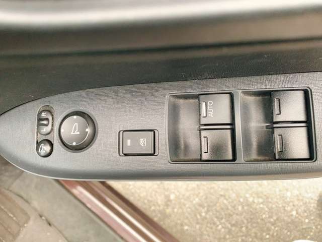 ホンダ Ｎ−ＯＮＥ ６６０ Ｇ Ｌパッケージ H25年 (九州・沖縄) 99