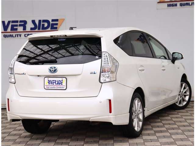トヨタ プリウスΑ １．８ Ｓ ツーリングセレクション H25年 (関東) 99