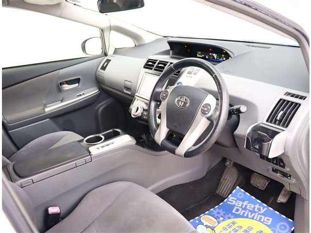 トヨタ プリウスΑ １．８ Ｓ ツーリングセレクション H25年 (関東) 99