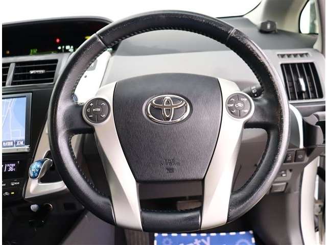 トヨタ プリウスΑ １．８ Ｓ ツーリングセレクション H25年 (関東) 99