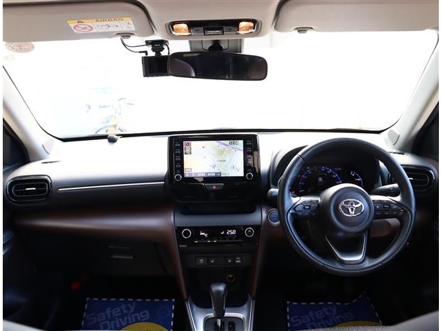 トヨタ ヤリスクロス　ハイブリッド １．５ ハイブリッド Ｚ R4年 (関東) 99