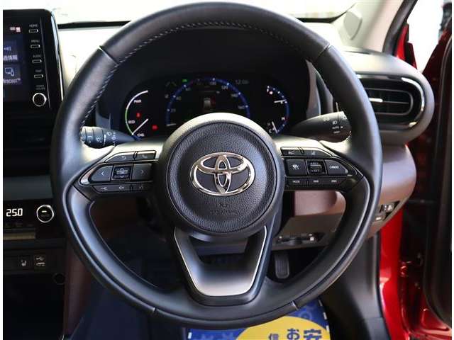 トヨタ ヤリスクロス　ハイブリッド １．５ ハイブリッド Ｚ R4年 (関東) 99