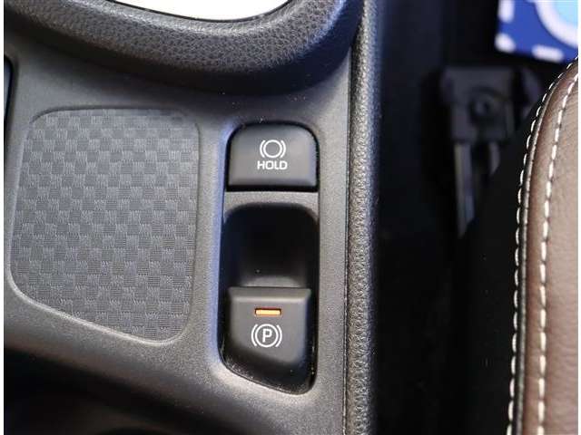 トヨタ ヤリスクロス　ハイブリッド １．５ ハイブリッド Ｚ R4年 (関東) 99