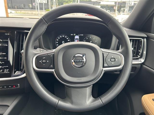 ボルボ Ｓ６０ Ｔ４　モメンタム R3年 (東北) 99