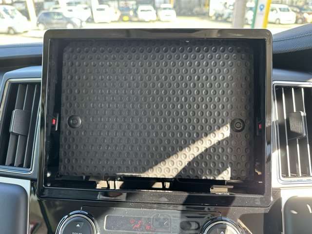 三菱 デリカ　Ｄ：５ ２．２ Ｐ ディーゼルターボ ４ＷＤ R6年 (東海) 99