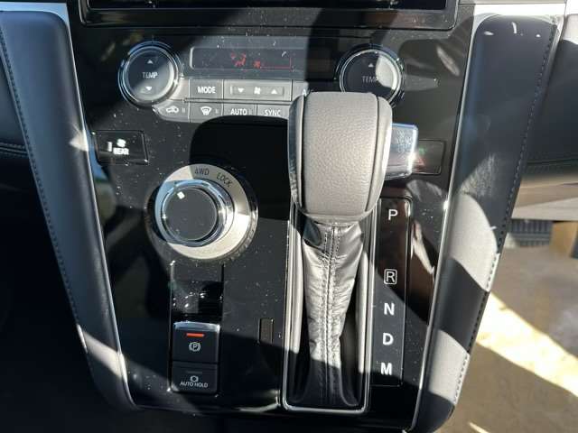 三菱 デリカ　Ｄ：５ ２．２ Ｐ ディーゼルターボ ４ＷＤ R6年 (東海) 99