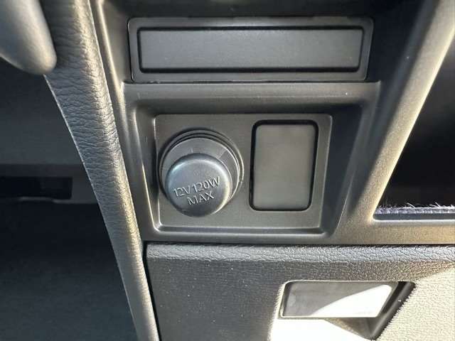 三菱 デリカ　Ｄ：５ ２．２ Ｐ ディーゼルターボ ４ＷＤ R6年 (東海) 99