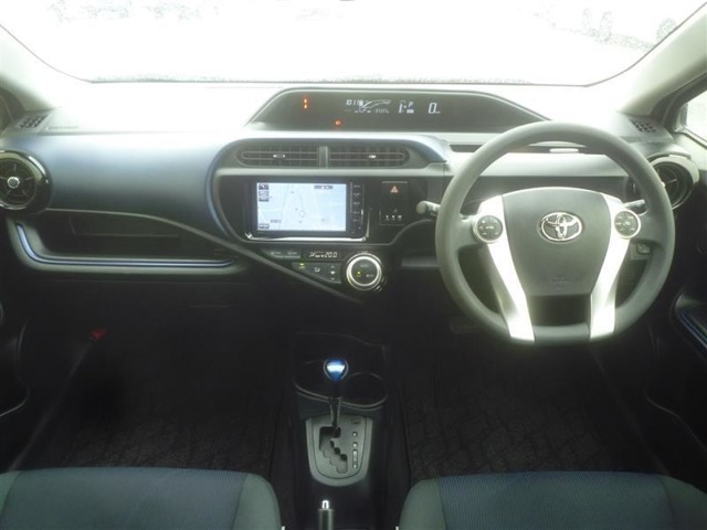 トヨタ アクア １．５ Ｓ H27年 (東北) 99