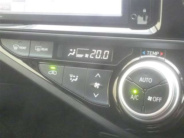 トヨタ アクア １．５ Ｓ H27年 (東北) 99