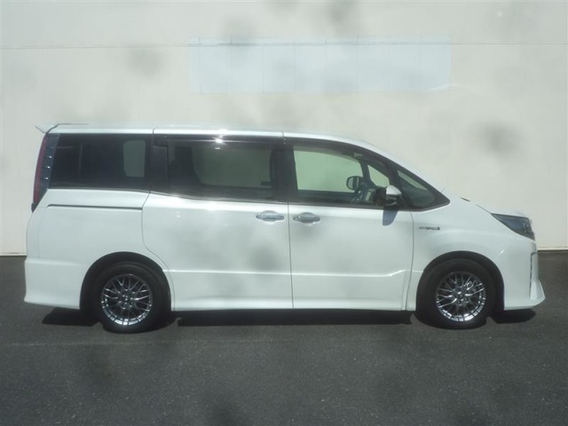 トヨタ ノア １．８ ハイブリッド ＳＩ ＷＸＢＩＩ R1年 (東北) 99