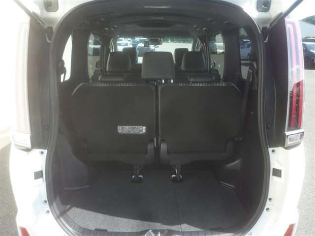 トヨタ ノア １．８ ハイブリッド ＳＩ ＷＸＢＩＩ R1年 (東北) 99