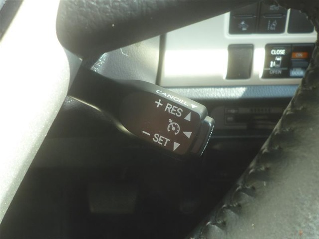 トヨタ ノア １．８ ハイブリッド ＳＩ ＷＸＢＩＩ R1年 (東北) 99