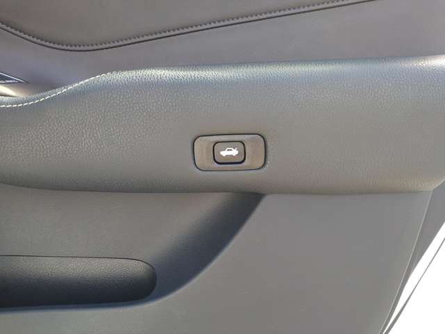 トヨタ クラウン ２．５ ロイヤルサルーン H28年 (九州・沖縄) 99