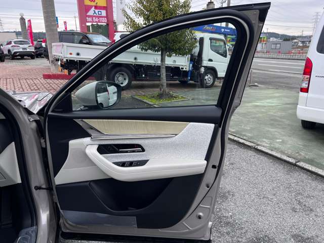 マツダ ＣＸ−６０　ＰＨＥＶ ２．５ ＰＨＥＶ プレミアム モダン ４ＷＤ R6年 (九州・沖縄) 99