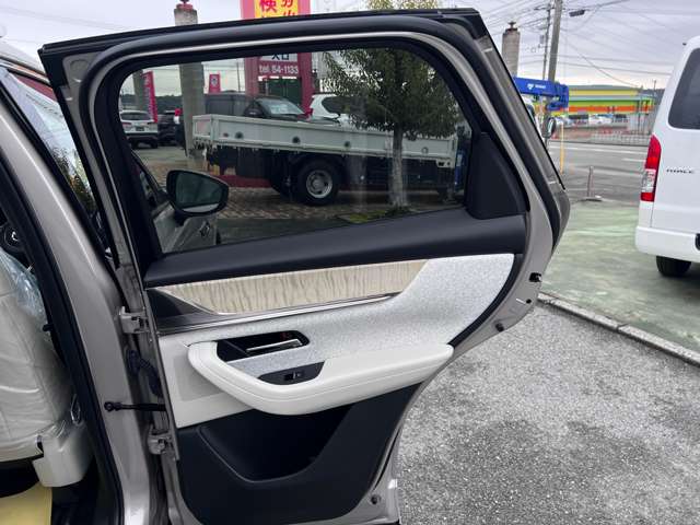 マツダ ＣＸ−６０　ＰＨＥＶ ２．５ ＰＨＥＶ プレミアム モダン ４ＷＤ R6年 (九州・沖縄) 99