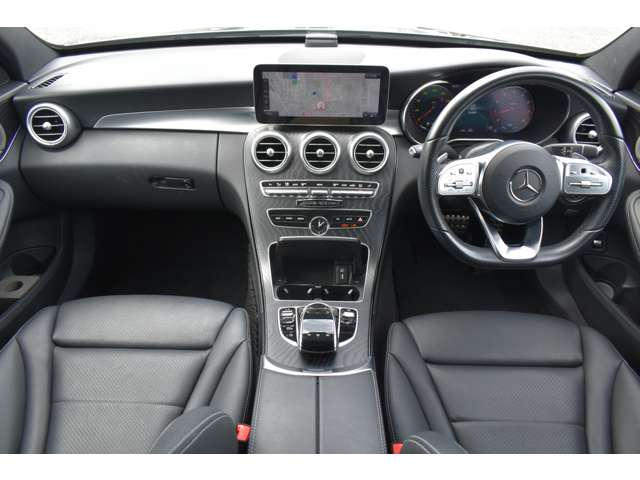 メルセデスベンツ Ｃクラス Ｃ２００ ローレウス エディション （ＢＳＧ搭載モデル） スポーツプラスパッケージ R2年 (関東) 99